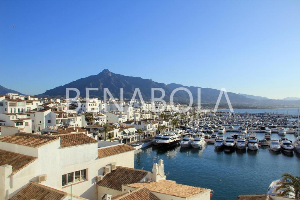 Benabola Hotel&Suites Marbella Habitación foto
